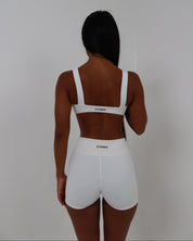 mina shorts - snow